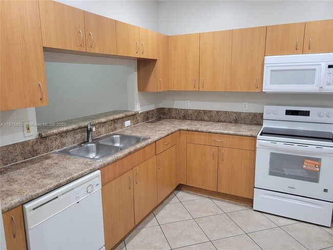 Photo - 2573 SW 82nd Ave