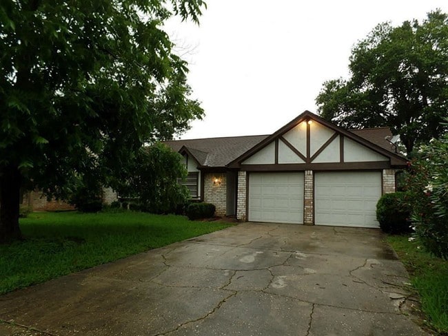 Building Photo - 8110 Amurwood Dr Rental