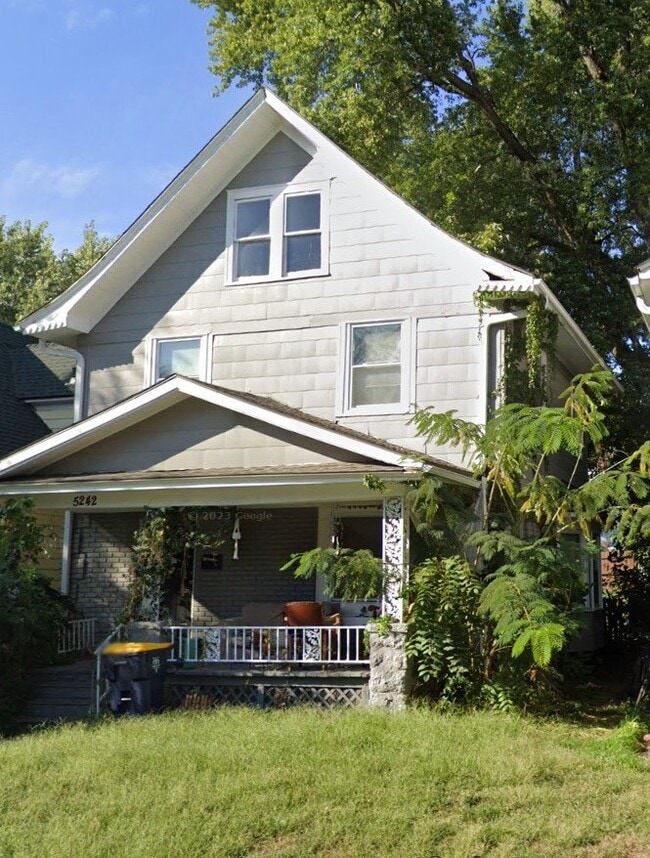 Photo - 5242 Lyon Ave