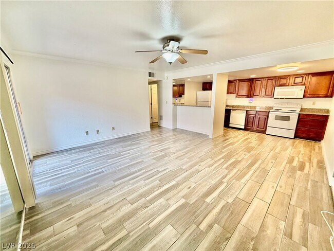 Photo - 4410 Sandy River Dr Unit 21