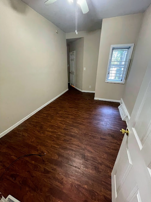 Apartamento 1 - Sala de estar - 1861 N Willington St