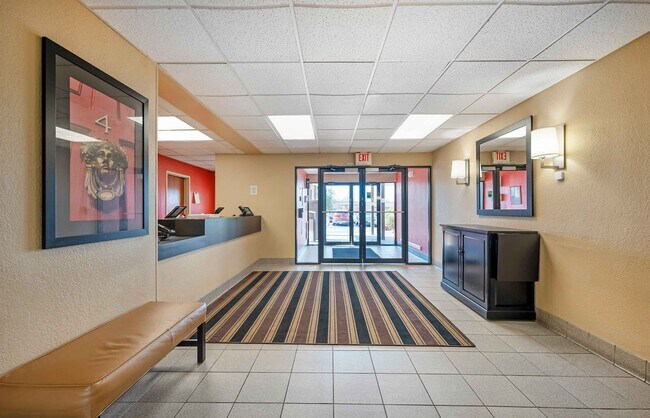Furnished Studio-Chicago - Itasca