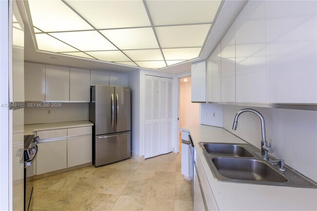 3560 S Ocean Blvd Unidad 206