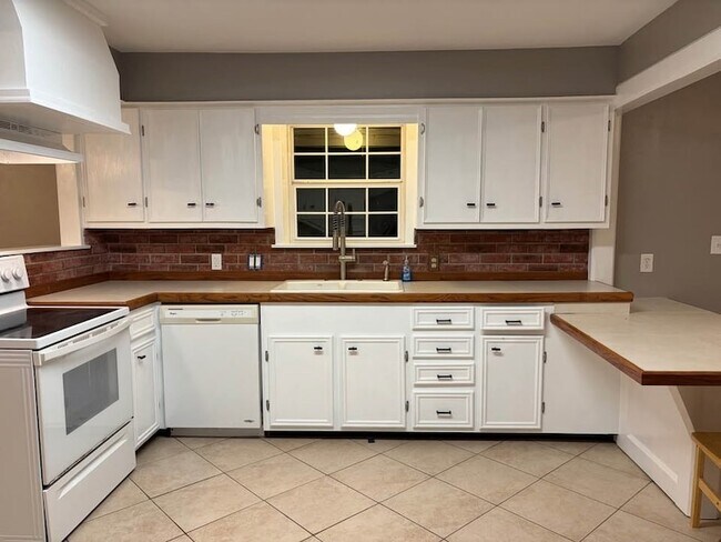 Photo - 14525 Chapperal Pipeline Rd