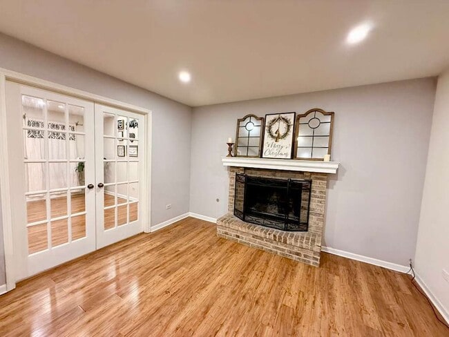 Photo - 2071 Madison Ave