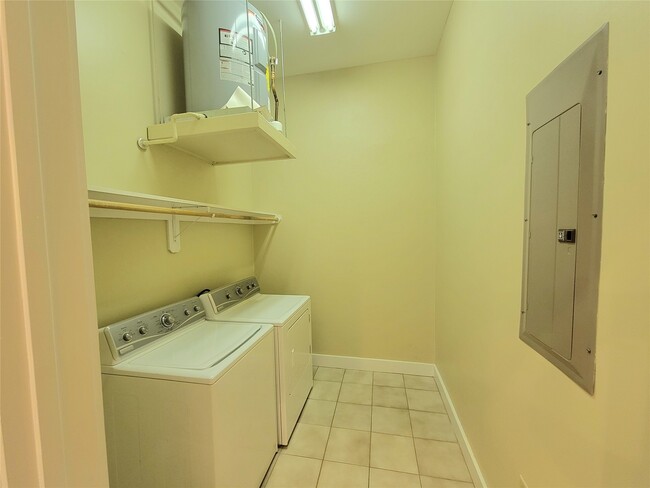 Photo - 2315 Harborside Dr
