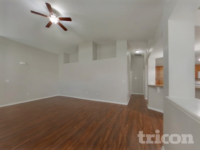 Photo - 5513 Lipizzan Ln