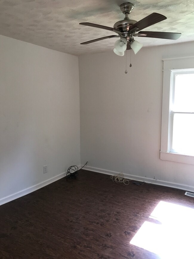 601 W 4th St Unit 1