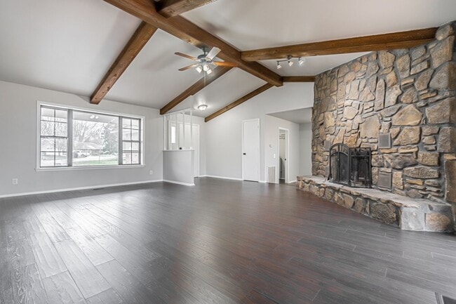 Photo - Beautiful home in an established neighborhood with a new roof is waiting for you!