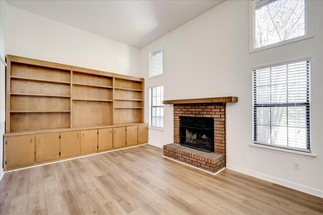 Photo - 3128 Village West Drive