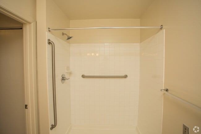 Photo - Forest Glen II Apartments - Senior Living!