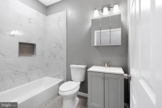 Photo - 2550 N 12th St Unit 1ST FLOOR