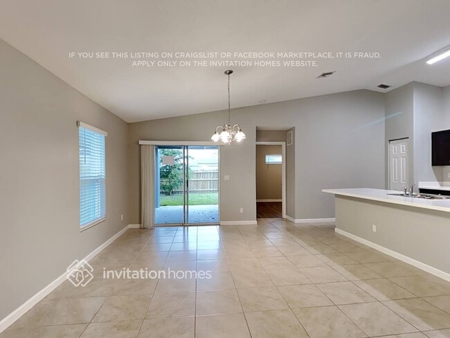 Photo - 758 NW Bristol St