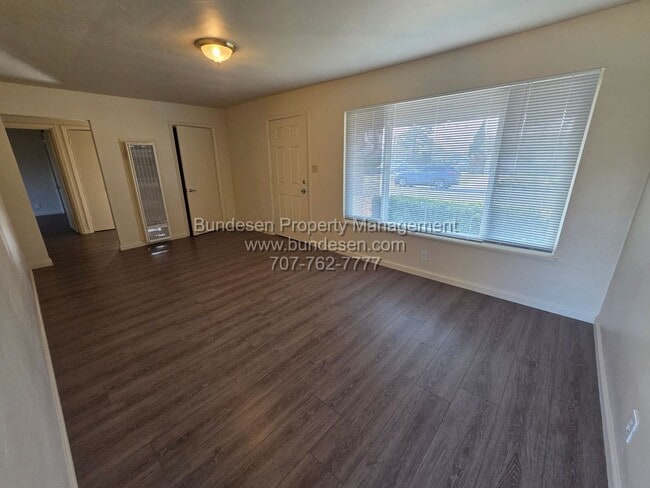 Photo - Clean Eastside Petaluma Home - 3BD/2BA ~132 Maria Drive