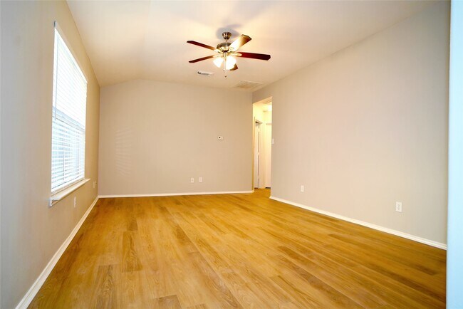 Photo - 9010 Grackle Run Ln