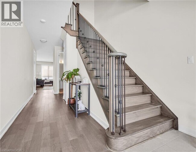 Photo - 12 Blackberry Ln