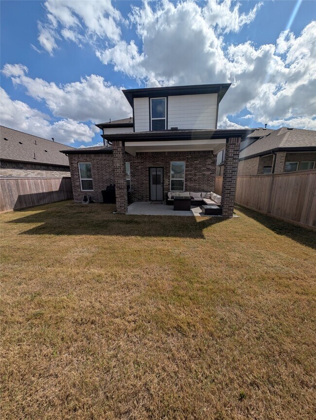 Photo - 21106 Armstrong County Dr