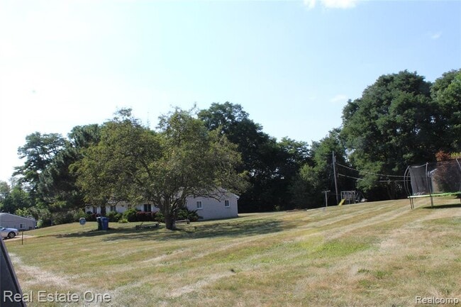 Photo - 37 /39 Maplecrest Dr