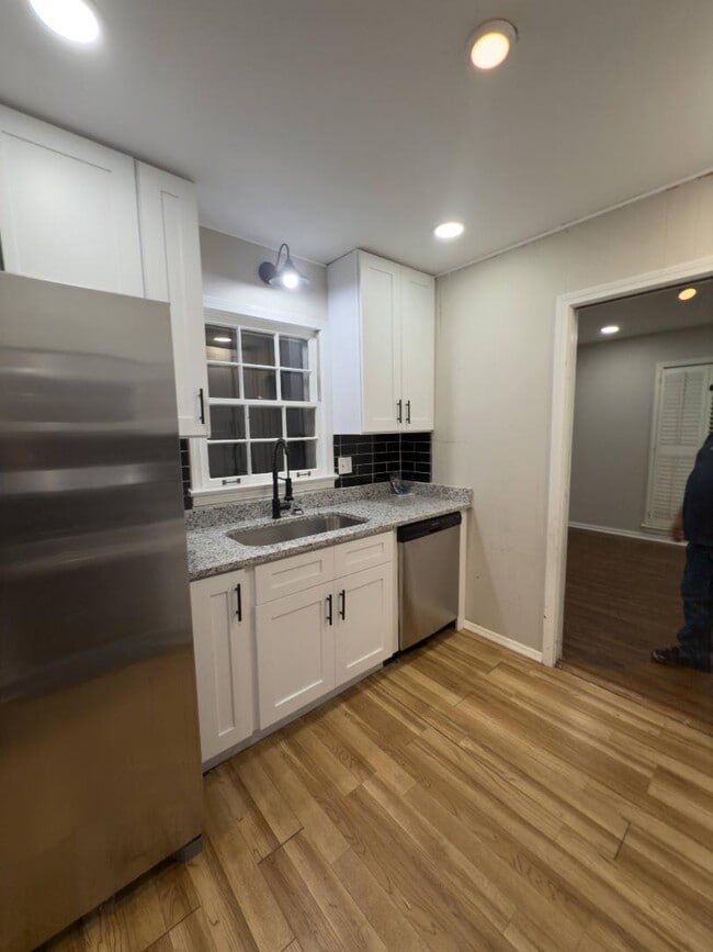 Photo - 964 Ridgewood Cir