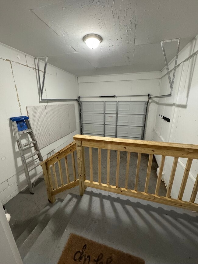 Photo - 906 Foley Dr