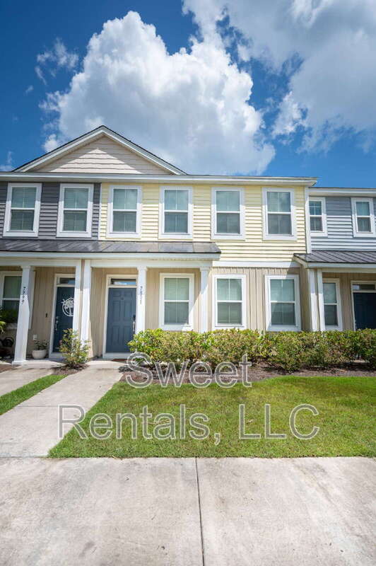 Photo - 7801 Montview Rd Townhome