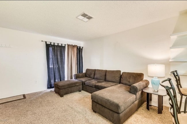 Photo - 1645 W Baseline Rd