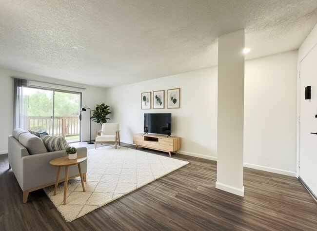 Photo - West on Murray Apartments