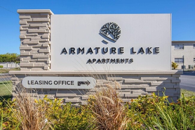 Building Photo - Armature Park- 2/1A-RH Unit 01 - 8535-08