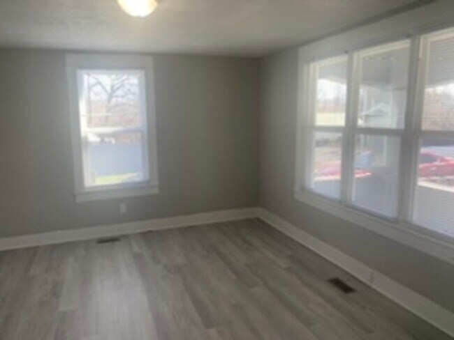 Photo - 105 E Walnut Richmond KY