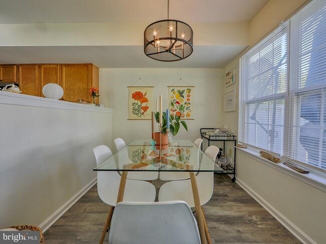 Photo - 108 Seabright Way