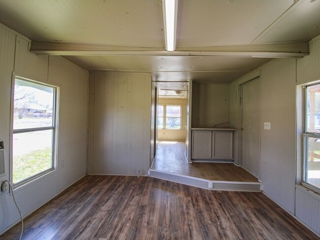 Photo - Excellent Location close to Fayetteville!