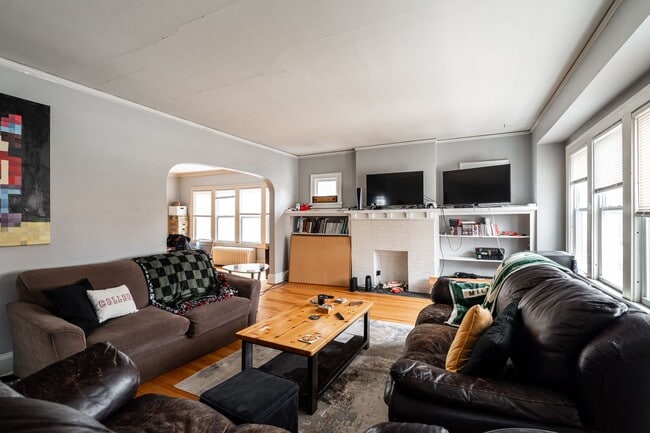 Photo - Downer Upper house