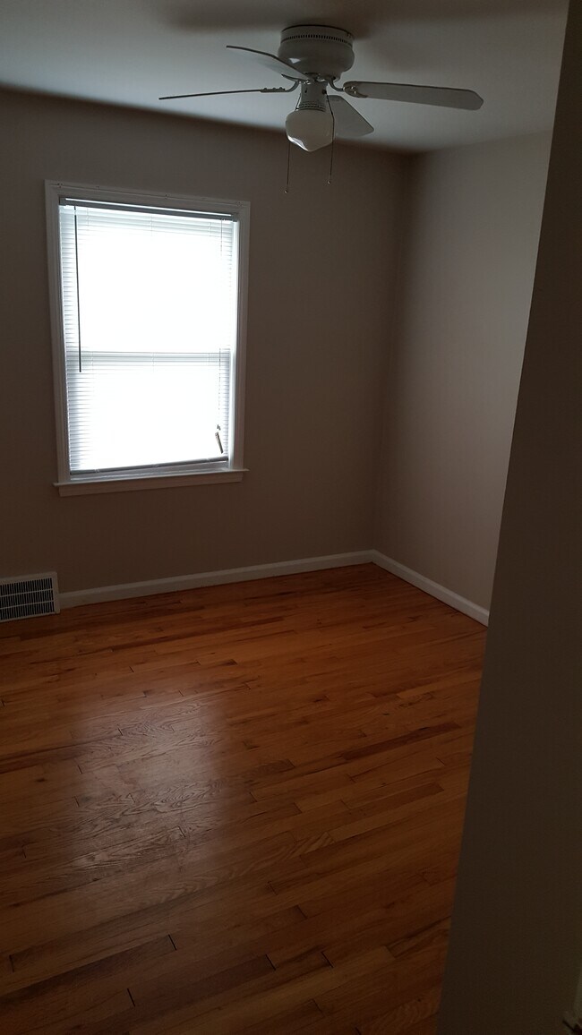 Photo - 13660 Manhattan St