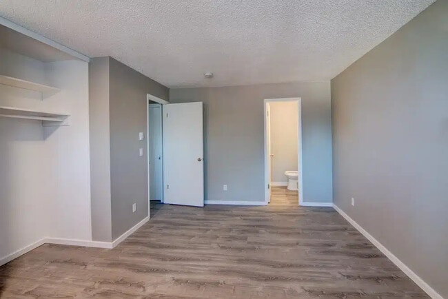 Bedroom - Riverfront Apartments