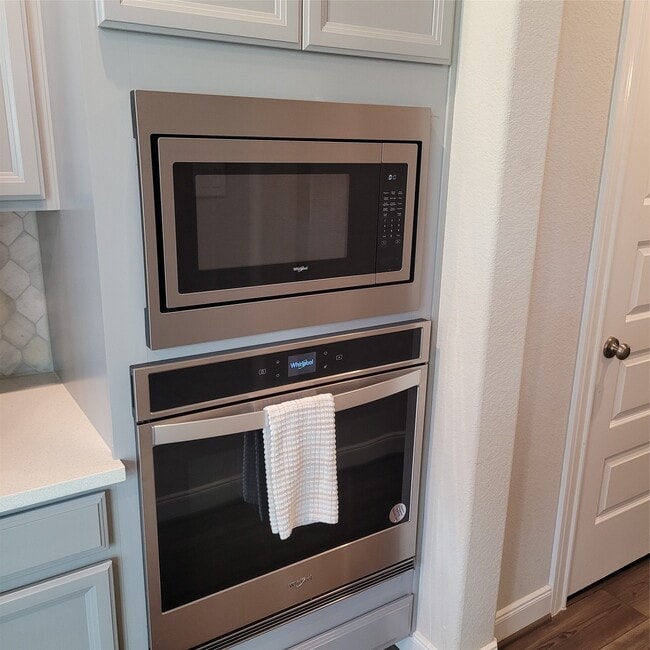 Photo - 17685 Martin Crk Ln