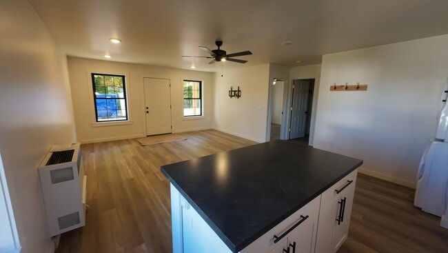 Photo - 508 3rd Ave S