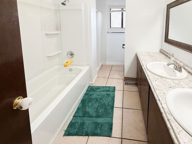 Photo - G7UG Unidad G7UG #1