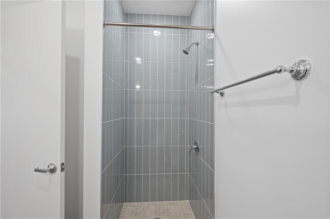 Photo - 456 Flat Shoals Ave SE Unidad 215
