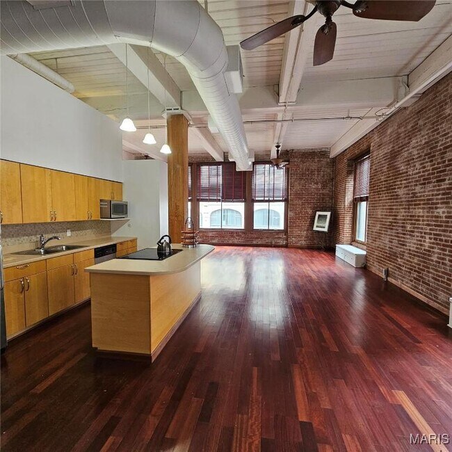 Photo - 507 N 13th St Unit 303