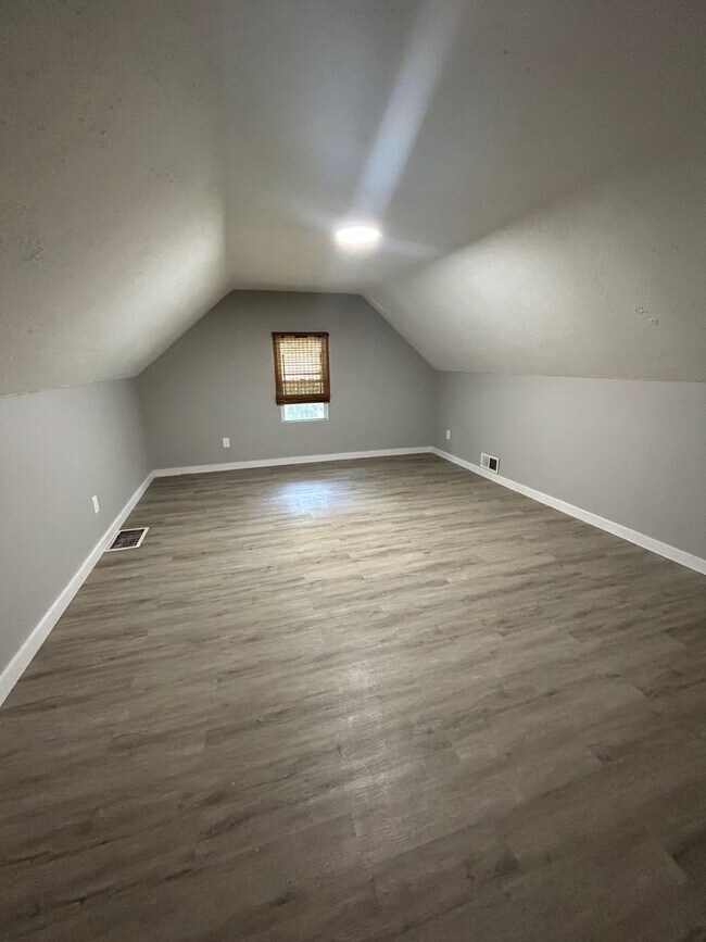 Photo - Charming 3-Bedroom Property in Prime Location