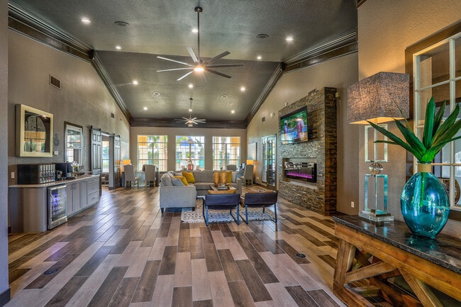 Photo - Las Ventanas