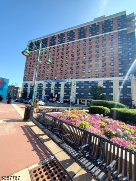 Building Photo - 1 Carriage City Plz Unit 1115