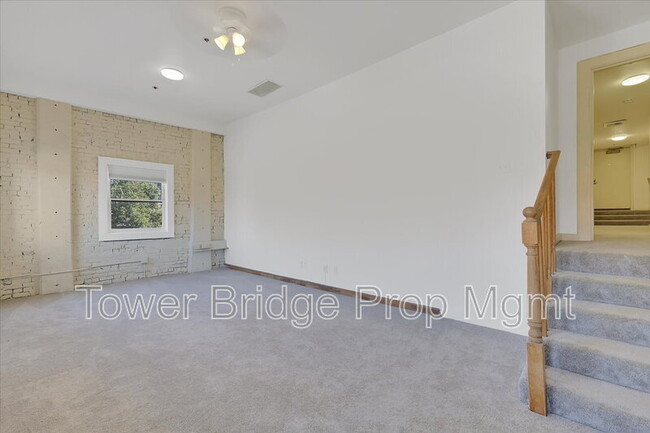 Photo - 122 I St Unit 3rd Floor