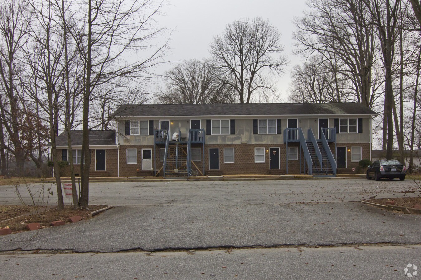 Photo - Woodcrest Apartments