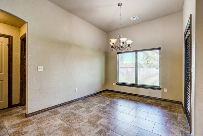 Building Photo - AVAILABLE THE END OF APRIL! 3 OR 4 BDRM, 2 BATHRM, 2 CAR & STORM SHELTER