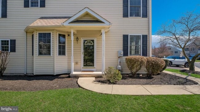 Building Photo - 15 Ryan Ct