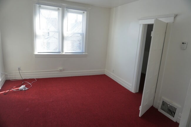 Photo - 2647 Edwin St Unit #2