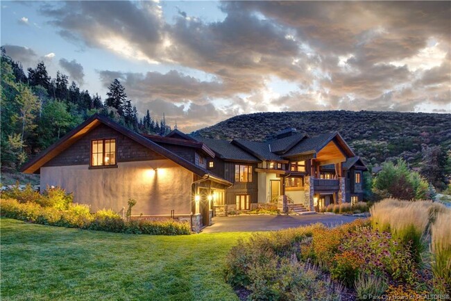 Photo - 5440 Cove Hollow Ln