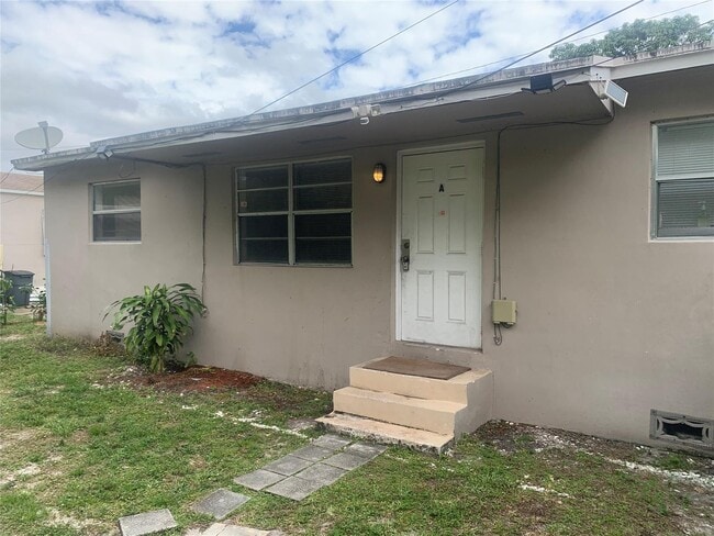 Photo - 1916 Scott St Unit A