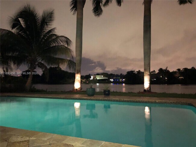 Photo - 960 Bayberry Point Dr